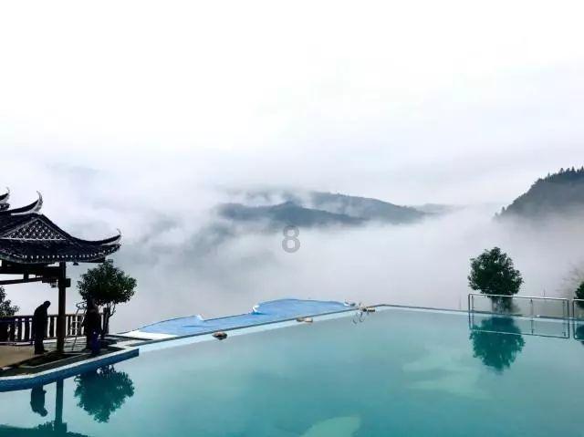 飞天吧小猪佩奇